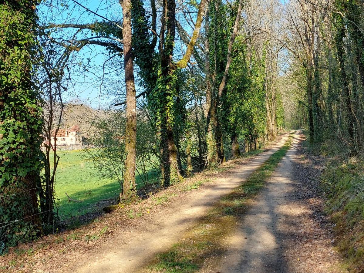 Ferme Des Petites Oreilles 4 Etoiles Montignac-Lascaux Exterior photo